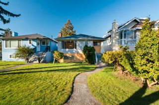 Photo 1: 2887 W 24TH Avenue in Vancouver: Arbutus House for sale in "ARBUTUS" (Vancouver West)  : MLS®# R2664687