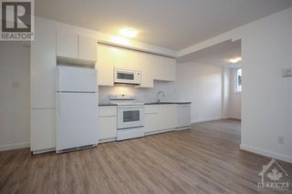 Photo 8: 247 GRANVILLE STREET UNIT#B in Ottawa: House for rent : MLS®# 1365783