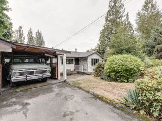 Photo 3: 29760 SILVERDALE Avenue in Mission: Mission-West House for sale : MLS®# R2813301