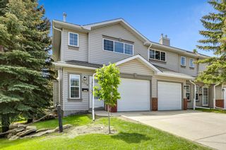 Photo 2: 1308 154 Avenue SW in Calgary: Millrise Row/Townhouse for sale : MLS®# A1227689