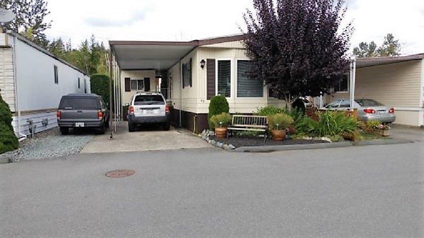 Main Photo: 48 3300 HORN Street in Abbotsford: Central Abbotsford Manufactured Home for sale in "GEORGIAN PARK" : MLS®# R2307214