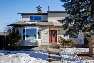 Photo 1: 140 Woodford Drive SW in Calgary: Woodbine Detached for sale : MLS®# A1083226