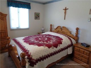 Photo 3: 37 Lake Avenue in Ramara: Brechin House (Bungalow) for sale : MLS®# X3501009
