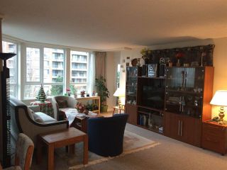Photo 6: 701 6152 KATHLEEN Avenue in Burnaby: Metrotown Condo for sale in "EMBASSY" (Burnaby South)  : MLS®# R2318855