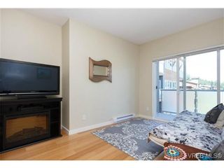 Photo 3: 307 611 Brookside Rd in VICTORIA: Co Latoria Condo for sale (Colwood)  : MLS®# 733632