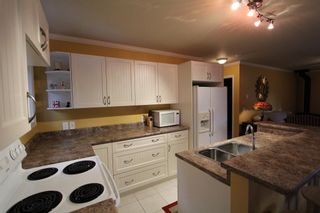 Photo 8: 2393 Vickers Trail in Anglemont: North Shuswap House for sale (Shuswap)  : MLS®# 10078378