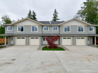 Photo 1: A 336 Petersen Rd in CAMPBELL RIVER: CR Campbell River West Row/Townhouse for sale (Campbell River)  : MLS®# 816324