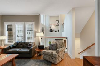 Photo 7: 5 1027 Belmont Ave in Victoria: Vi Rockland Row/Townhouse for sale : MLS®# 892723