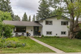 Photo 1: 64 Rosevale Drive NW in Calgary: Rosemont Detached for sale : MLS®# A1141309