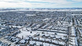 Photo 40: 134 Shannon Estates Terrace SW in Calgary: Shawnessy Semi Detached (Half Duplex) for sale : MLS®# A2012424