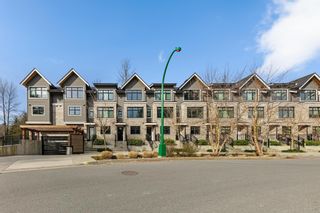 Photo 2: 4 1960 GLENAIRE Drive in North Vancouver: Pemberton NV Townhouse for sale : MLS®# R2860664