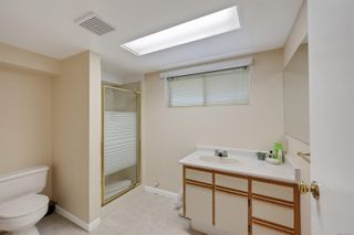 Photo 47: 1520 Regents Pl in Victoria: Vi Rockland House for sale : MLS®# 923117