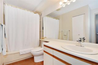 Photo 3: 6 2485 Cornwall Avenue in Vancouver: Kitsilano Townhouse for sale (Vancouver West)  : MLS®# R2326065