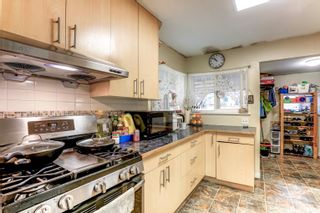 Photo 9: 10318 145A Street in Surrey: Guildford 1/2 Duplex for sale (North Surrey)  : MLS®# R2644546