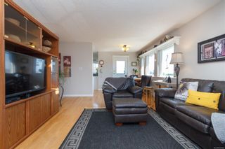 Photo 11: 2541 Wilcox Terr in Central Saanich: CS Tanner House for sale : MLS®# 851683