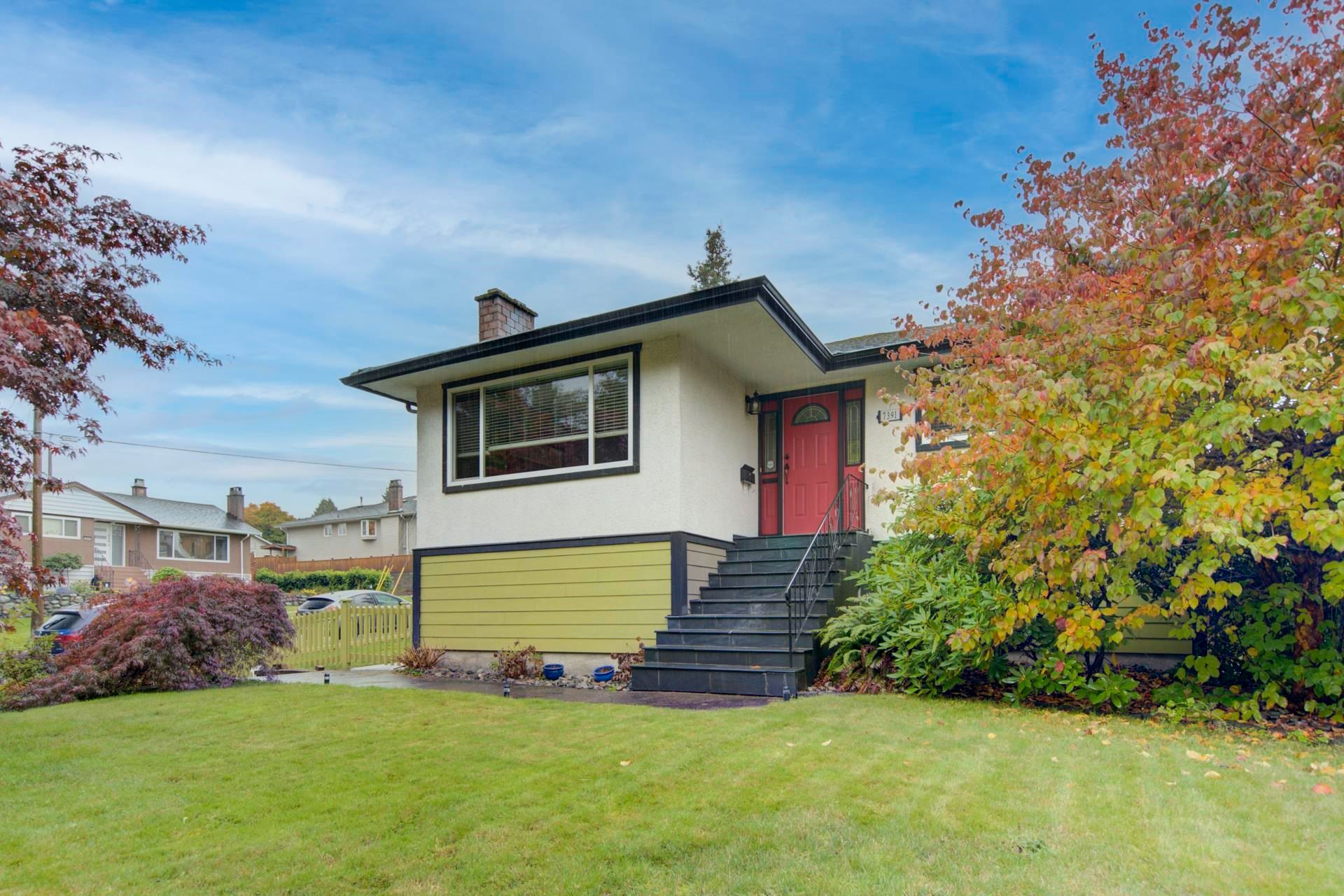 Main Photo: 7391 NEWCOMBE STREET in Burnaby: East Burnaby House for sale (Burnaby East)  : MLS®# R2626468
