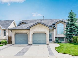 Photo 1: 214 Beechmont Crescent in Saskatoon: Briarwood Residential for sale : MLS®# SK779530