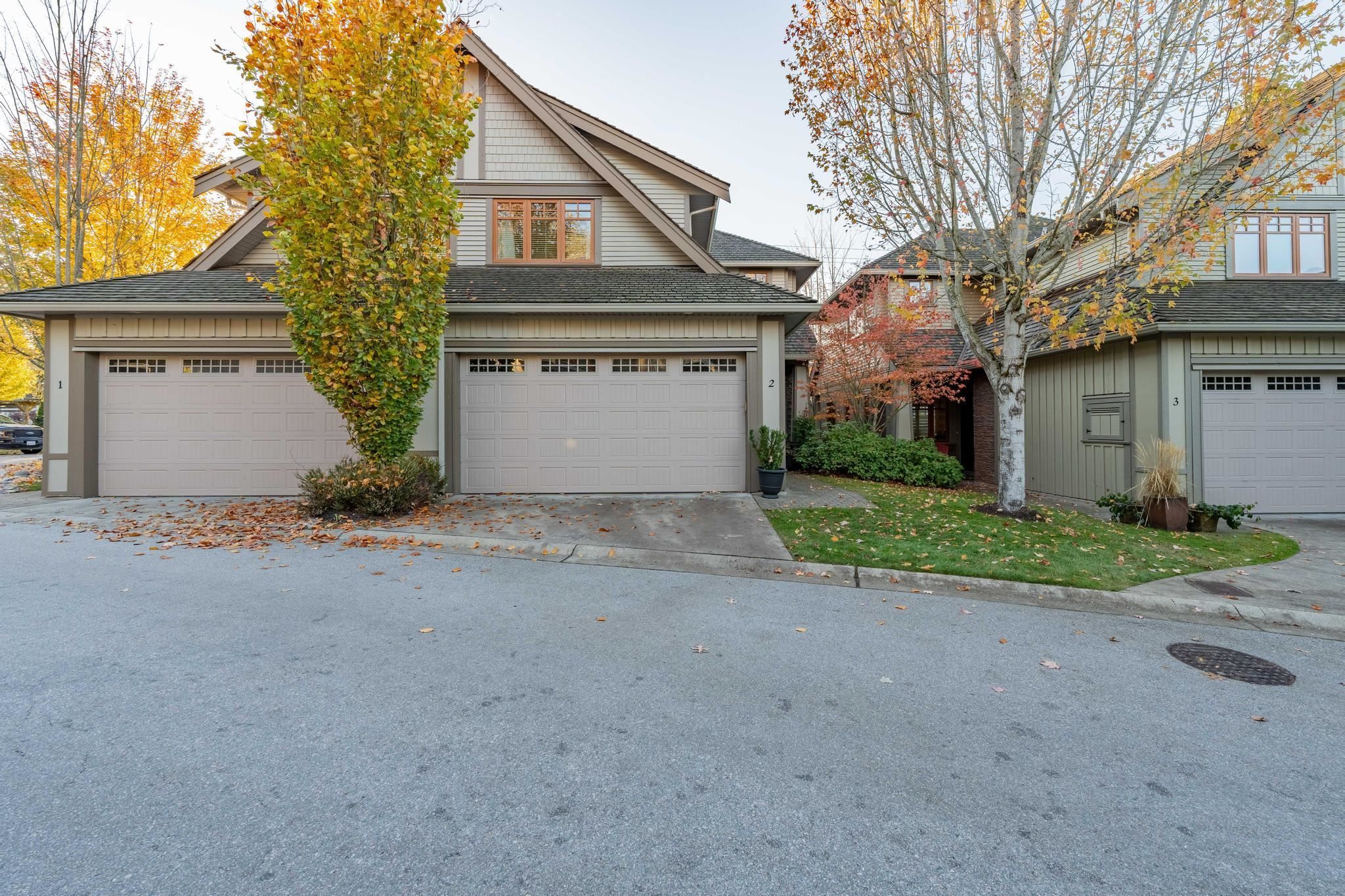 Main Photo: 2 3122 160 Street in Surrey: Grandview Surrey Townhouse for sale in "Wills Creek" (South Surrey White Rock)  : MLS®# R2737368