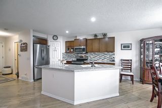 Photo 12: 113 Royal Crest View NW in Calgary: Royal Oak Semi Detached for sale : MLS®# A1132316