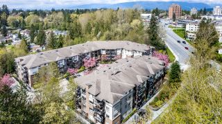 Photo 2: 302 11667 HANEY Bypass in Maple Ridge: West Central Condo for sale in "Haneys Landing" : MLS®# R2681163