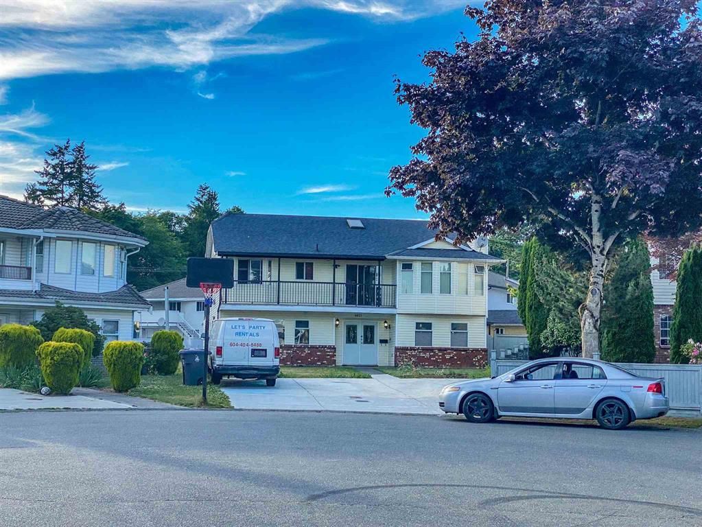 Photo 38: Photos: 8821 132B Street in Surrey: Queen Mary Park Surrey House for sale : MLS®# R2597277