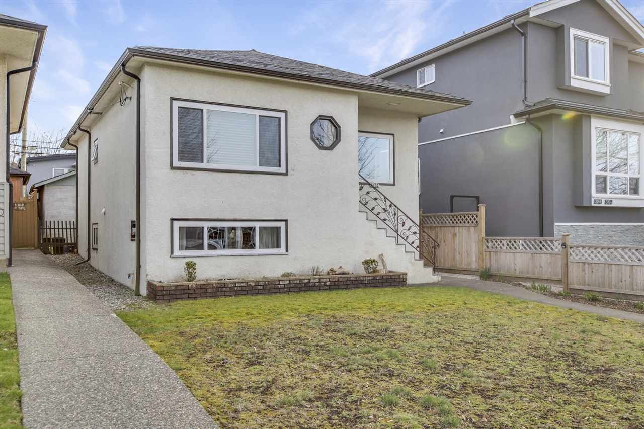 Main Photo: 3172 E 21ST Avenue in Vancouver: Renfrew Heights House for sale (Vancouver East)  : MLS®# R2550569