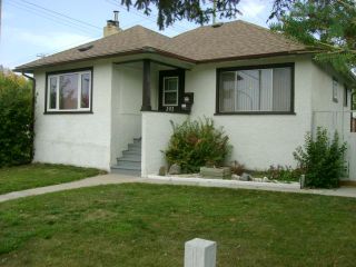Photo 1: 393 Woodlawn Street in WINNIPEG: St James Residential for sale (West Winnipeg)  : MLS®# 1220229