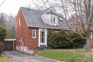 Photo 1: 18 Worthington Crescent in Toronto: High Park-Swansea House (2-Storey) for sale (Toronto W01)  : MLS®# W8258066