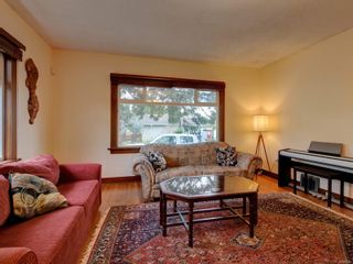 Photo 4: 3060 Albina St in Saanich: SW Gorge House for sale (Saanich West)  : MLS®# 860650