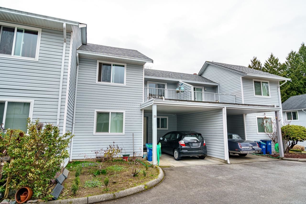 Main Photo: 28 12070 207A Street in Maple Ridge: Northwest Maple Ridge Townhouse for sale in "THE MEADOWS" : MLS®# R2667817