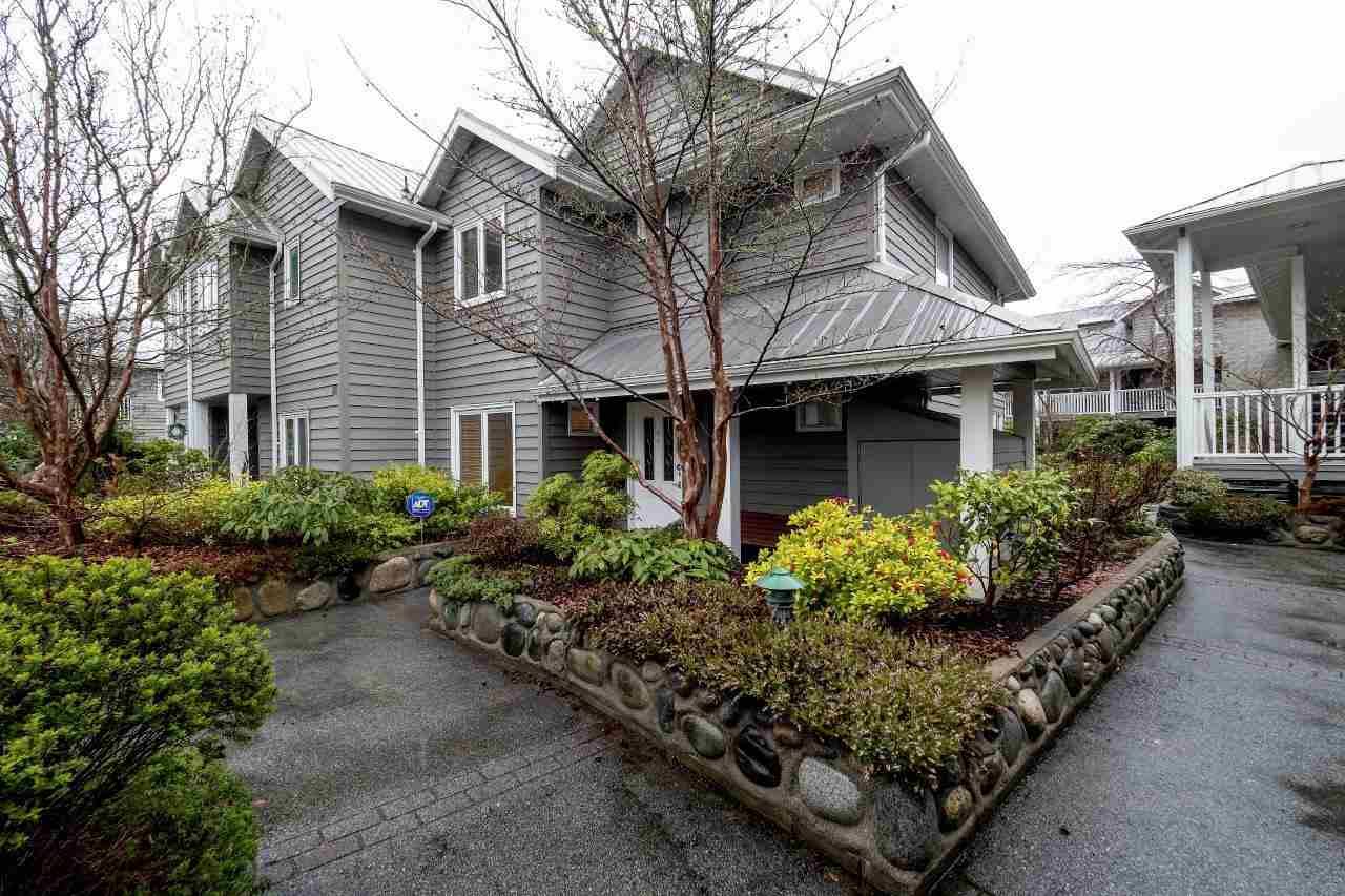 Main Photo: 1533 BOWSER AVENUE in : Norgate Townhouse for sale (North Vancouver)  : MLS®# R2230351