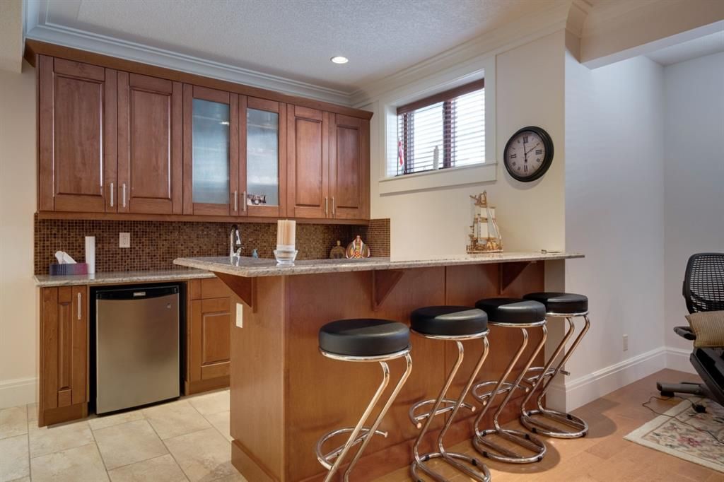 Photo 41: Photos: 225 SPRINGBLUFF Boulevard SW in Calgary: Springbank Hill Detached for sale : MLS®# A1068252