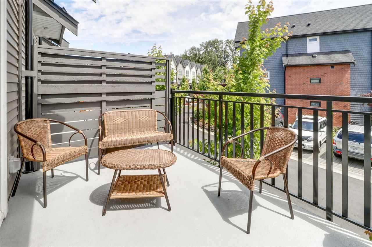 Photo 7: Photos: 66 2380 RANGER Lane in Port Coquitlam: Riverwood Townhouse for sale in "Fremont Indigo" : MLS®# R2276000