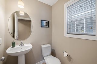 Photo 5: 23 Fireside Parkway: Cochrane Row/Townhouse for sale : MLS®# A1183103