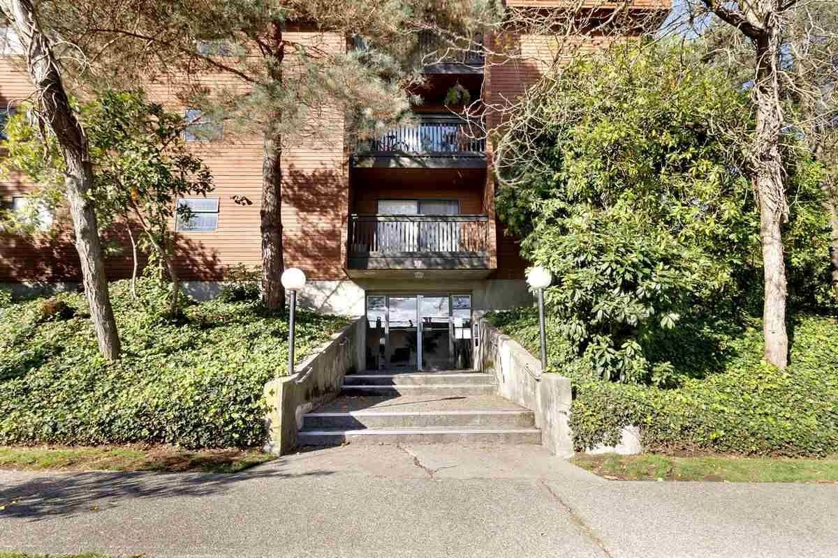 Main Photo: 303 37 AGNES Street in New Westminster: Downtown NW Condo for sale in "AGNES COURT" : MLS®# R2759465