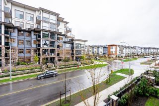 Photo 34: 310 20325 85 Avenue in Langley: Willoughby Heights Condo for sale in "YORKSON PARK CENTRAL" : MLS®# R2873389