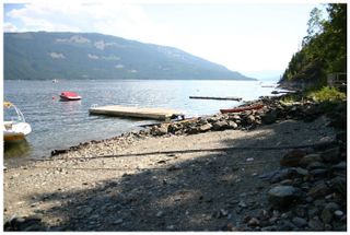 Photo 5: 3 Aline Hill Beach in Shuswap Lake: The Narrows House for sale : MLS®# 10152873