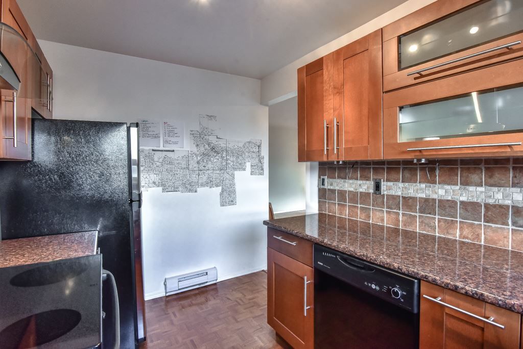 Photo 13: Photos: 1294 W 8TH Avenue in Vancouver: Fairview VW Condo for sale in "FAIRVIEW POINT" (Vancouver West)  : MLS®# R2334951