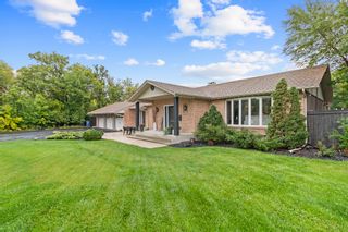 Photo 2: 125 Eastwood Drive: East St Paul Residential for sale (3P)  : MLS®# 202222875
