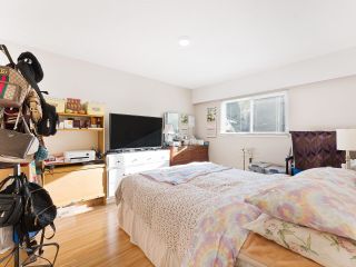 Photo 13: 3470 WILLIAM Street in Vancouver: Renfrew VE House for sale (Vancouver East)  : MLS®# R2839598