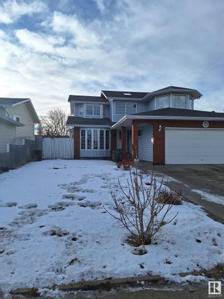 Photo 2: 4907 31 Avenue in Edmonton: Zone 29 House for sale : MLS®# E4371503