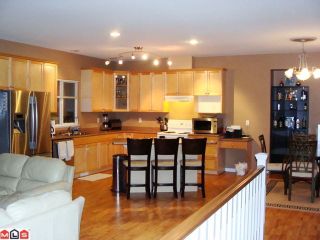 Photo 3: 7984 D'HERBOMEZ Drive in Mission: Mission BC House for sale : MLS®# F1100163
