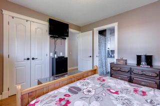 Photo 13: 1027 Riddell Place SE in Calgary: Albert Park/Radisson Heights Detached for sale : MLS®# A1218488