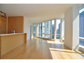 Photo 5: 1501 565 SMITHE Street in Vancouver: Downtown VW Condo for sale in "VITA" (Vancouver West)  : MLS®# V1076138