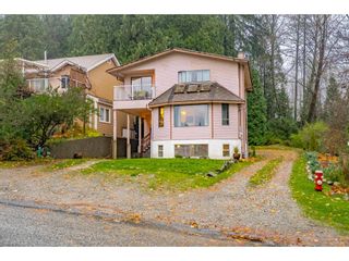 Photo 1: 660 E 22ND Street in North Vancouver: Boulevard House for sale : MLS®# R2636945