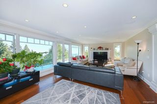 Photo 6: 1444 SANDHURST Place in West Vancouver: Chartwell House for sale : MLS®# R2714016