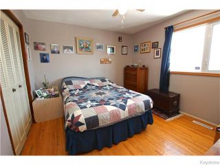 Photo 8: 142 Bernadine Crescent in WINNIPEG: Westwood / Crestview Residential for sale (West Winnipeg)  : MLS®# 1530424