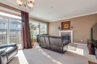 Photo 3: 42 2381 ARGUE Street in Port Coquitlam: Citadel PQ Townhouse for sale in "The Boardwalk" : MLS®# R2367772