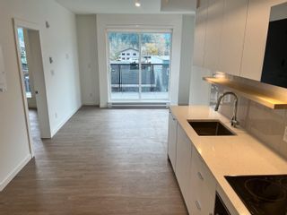 Photo 1: 202 37762 THIRD Avenue in Squamish: Downtown SQ Condo for sale in "THE LOFTS" : MLS®# R2739868