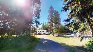 Photo 2: 1887 BRADFORD Road in Quesnel: Quesnel - Rural West House for sale in "Bouchie Lake Hill" : MLS®# R2717519